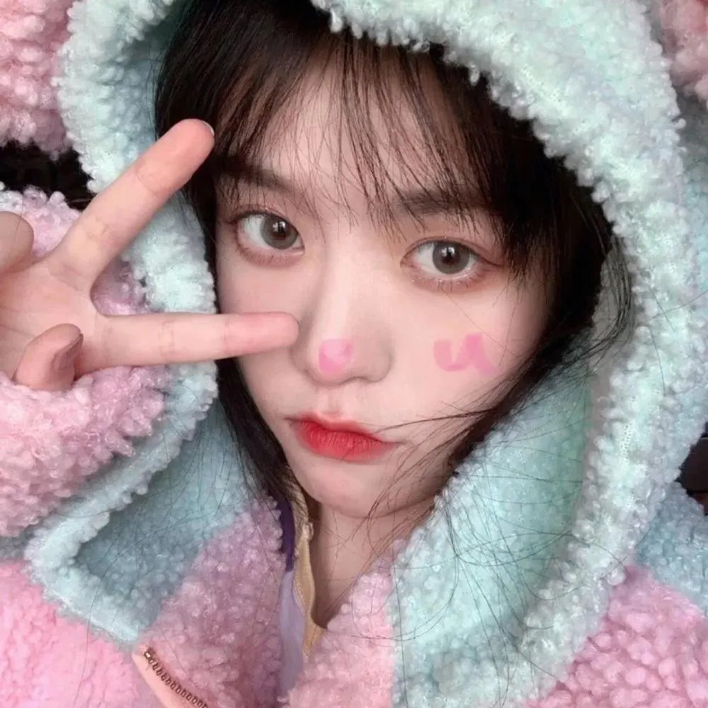 女皇陵下的风流娘们